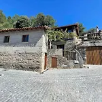 Petra's House * Geres